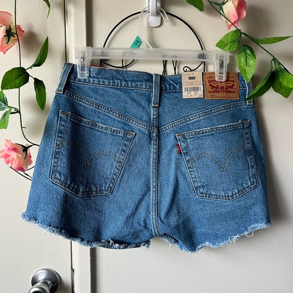 Levi Women’s 501 Denim Shorts 29 - Picture 7 of 8